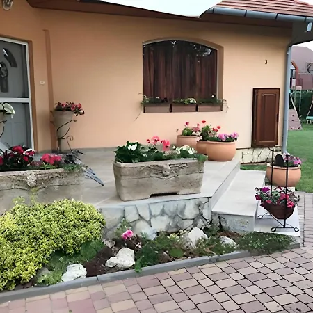 Casa de Férias Vitorlás 3 Balatonlelle