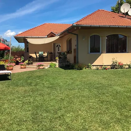 Vitorlás 3 *