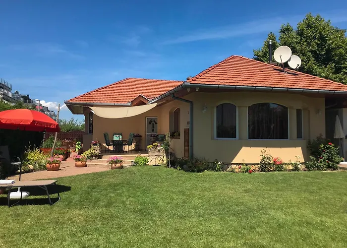 Vitorlas 3 בית נופש בלטונללה